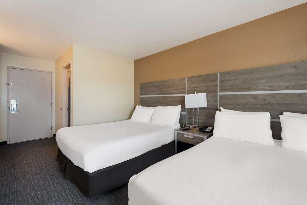 Surestay Hotel By Best Western Уелс Стая снимка